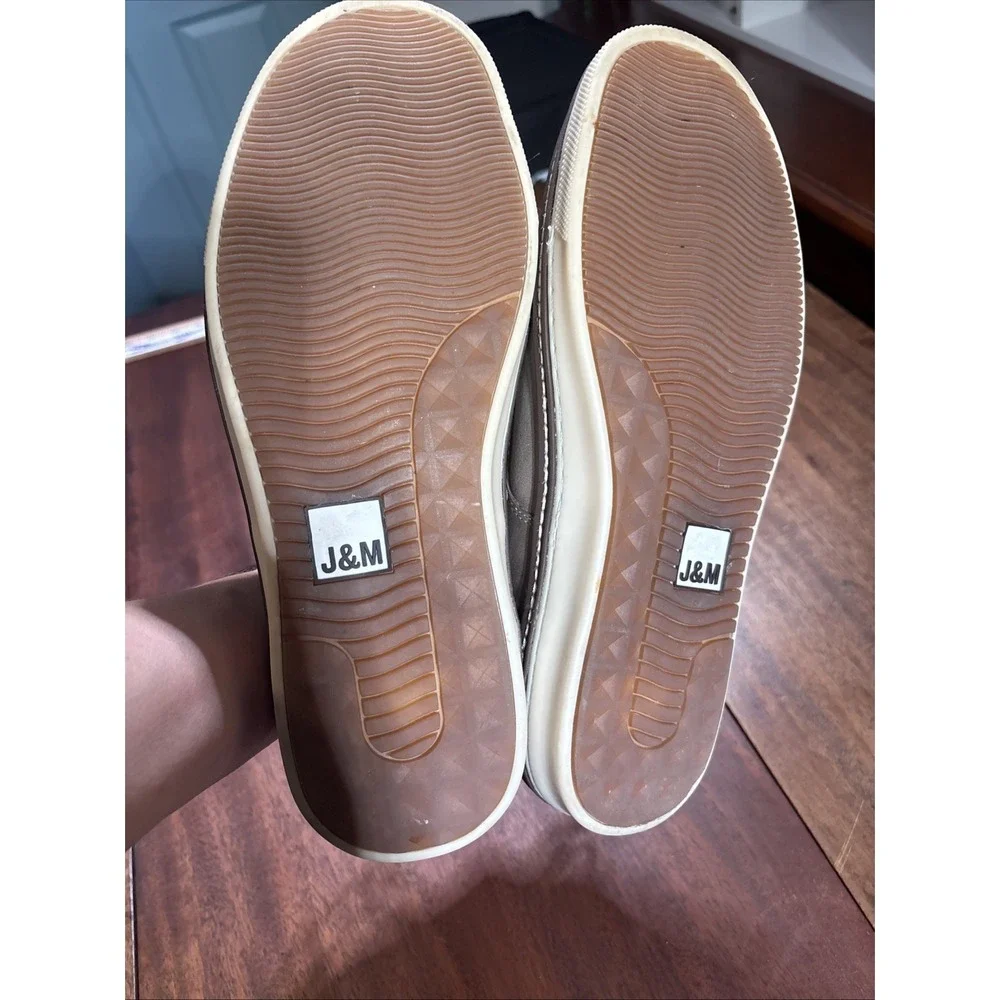 Johnston & Murphy McGuffey Plain Toe Men 8.5 Wide Tan Sheepskin shoes.